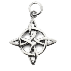 Colgante plateado con nudo de bruja