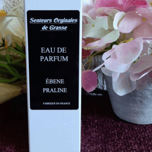 EAU DE PARFUM PARA HOMBRE EBONY – PRALINE