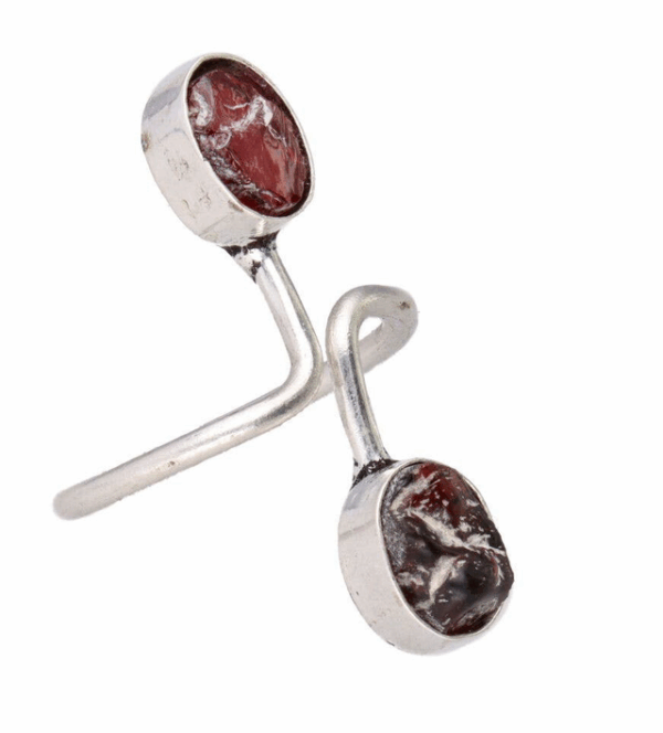 Anillo con Granate -A8-