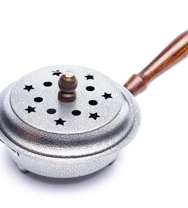 Quemador de incienso cazuela de hierro