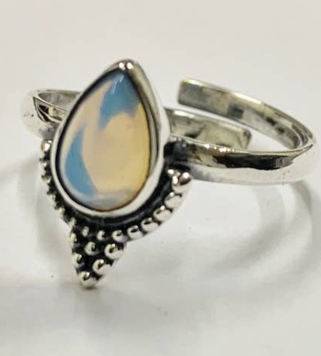 Anillo Demi Cluster Harlequin Marquise, Opalita