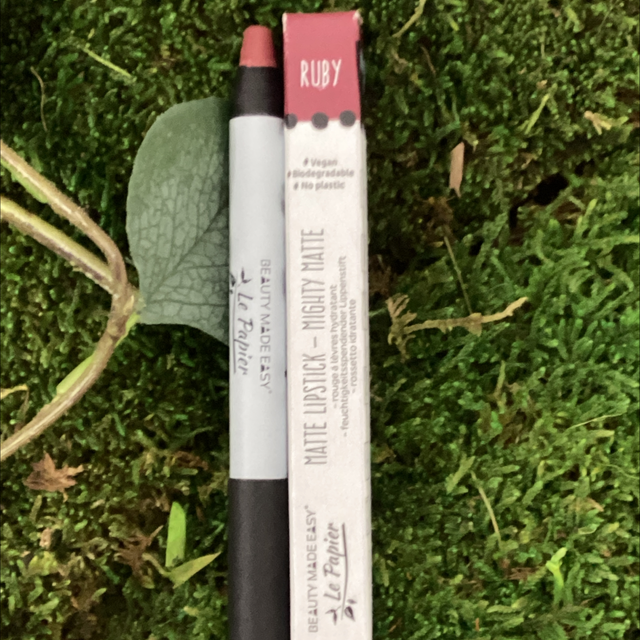 Pinta labios Le papier