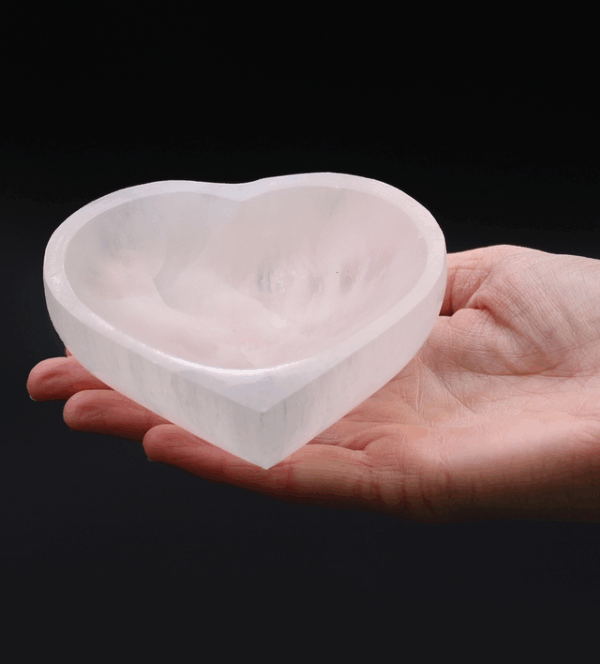 Cuenco de selenita en forma de corazón, 10 cm