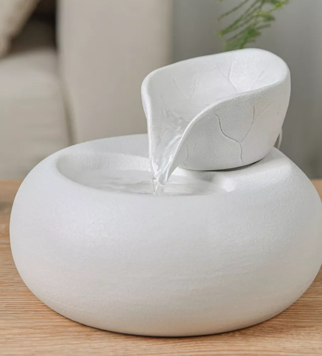 Toby Fuente de Cerámica esmaltada