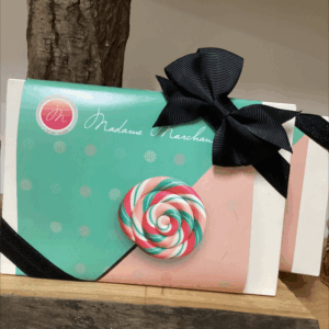 Caja lazada madame Marchand