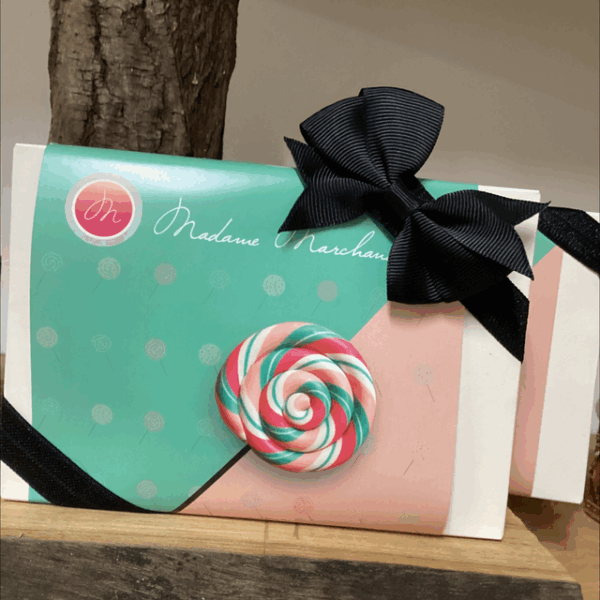 Caja lazada madame Marchand