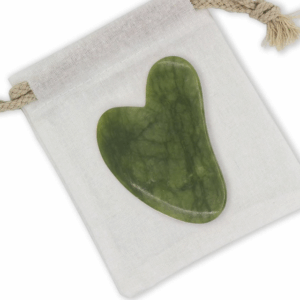 1 Gua Sha en Pierre de Jade Vert