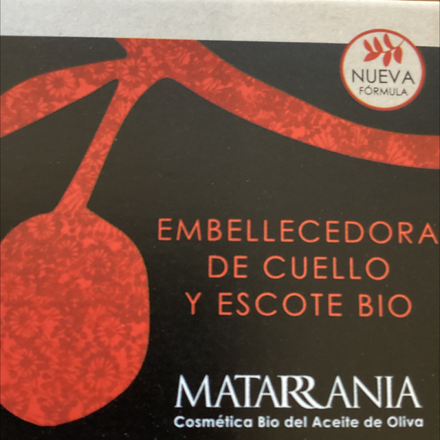 Embellecedora De Cuello Y Escote Matarrania