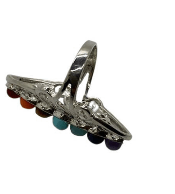 Anillo de piedras preciosas de latón, tamaño 8 Anillo de piedras preciosas de latón, tamaño 8