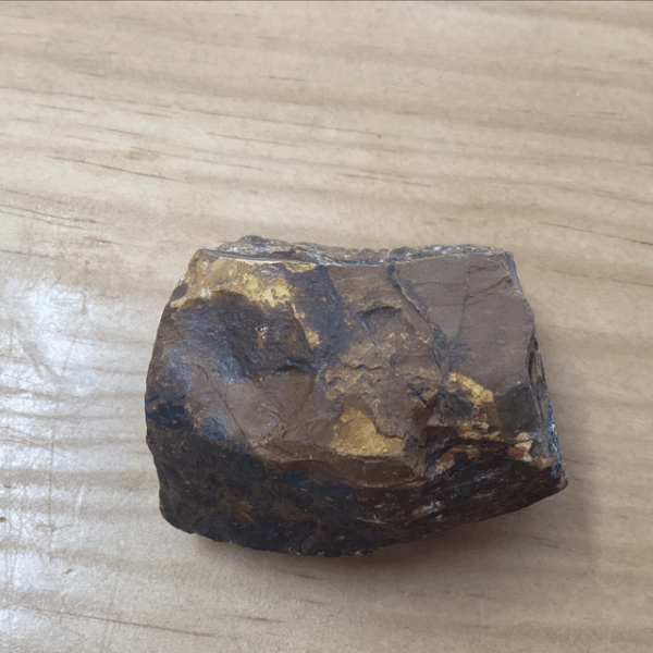 Ojo de Tigre en bruto