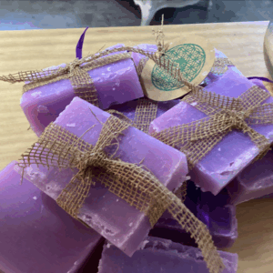 Jabón natural desmaquillante (Proteína de la leche)